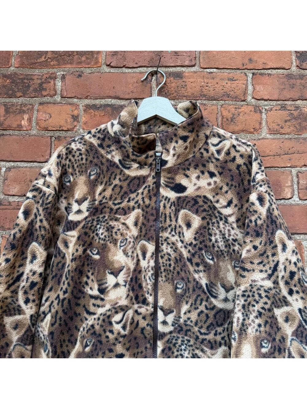 cheetah all over print light fleece zip up sweatshirt XL